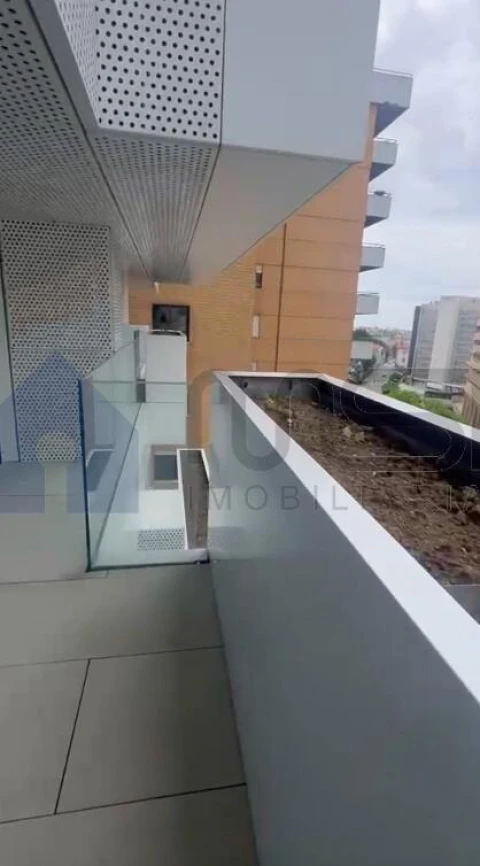 Apartamento T1 para Venda em Mafamude e Vilar do Paraíso
