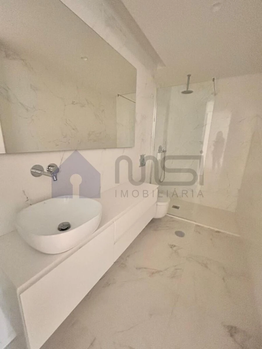 Apartamento T1 para Venda em Mafamude e Vilar do Paraíso Foto 19