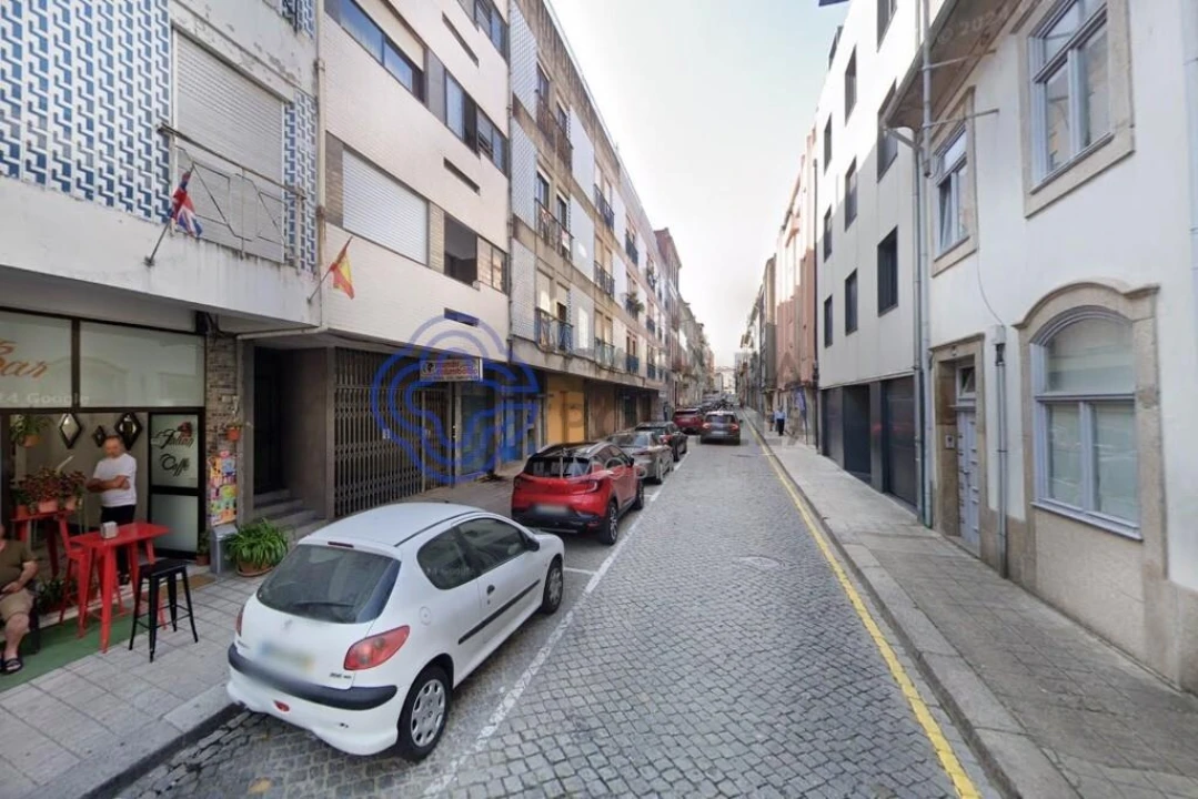 Apartamento T1 para Venda em Cedofeita, Santo Ildefonso, Sé, Miragaia, São Nicolau e Vitória Foto 1