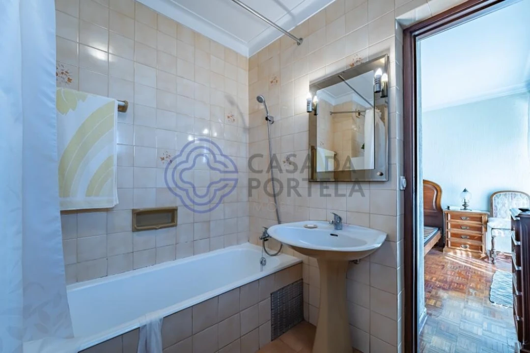 Apartamento T1 para Venda em Cedofeita, Santo Ildefonso, Sé, Miragaia, São Nicolau e Vitória Foto 18