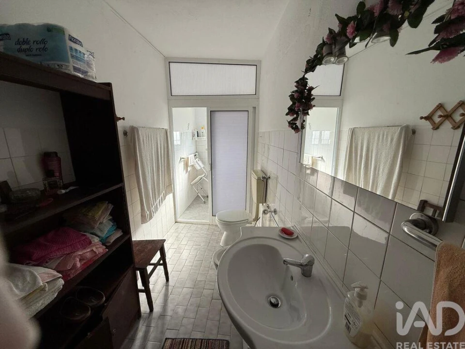 Moradia T2 para Venda em São Bartolomeu dos Galegos e Moledo Foto 16
