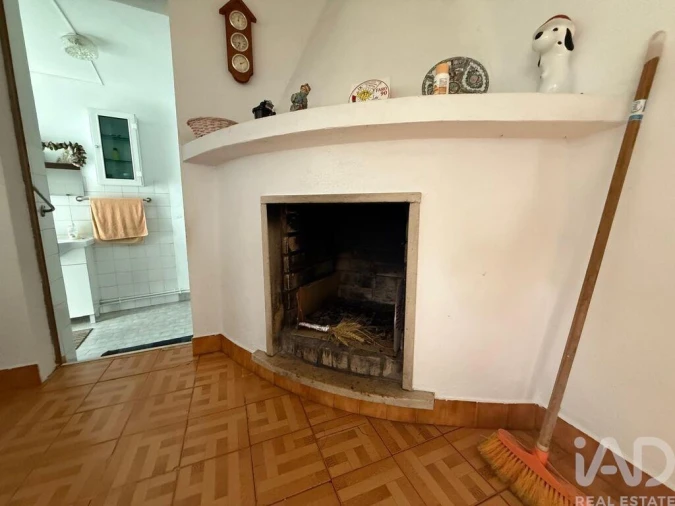 Moradia T2 para Venda em São Bartolomeu dos Galegos e Moledo Foto 19
