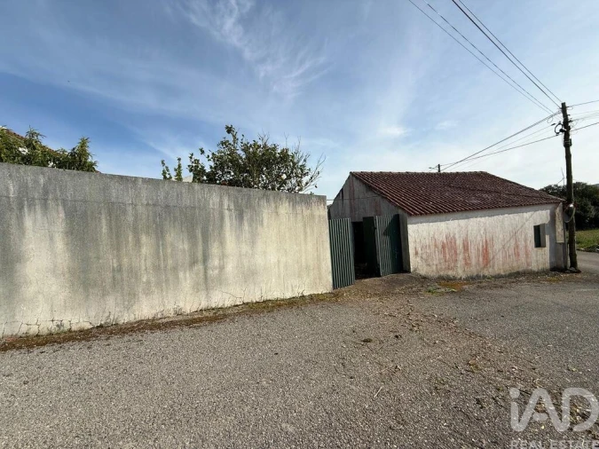 Moradia T2 para Venda em São Bartolomeu dos Galegos e Moledo Foto 9
