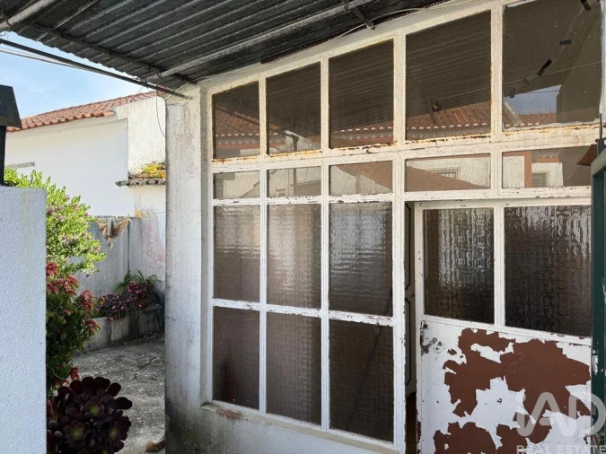 Moradia T2 para Venda em São Bartolomeu dos Galegos e Moledo Foto 13