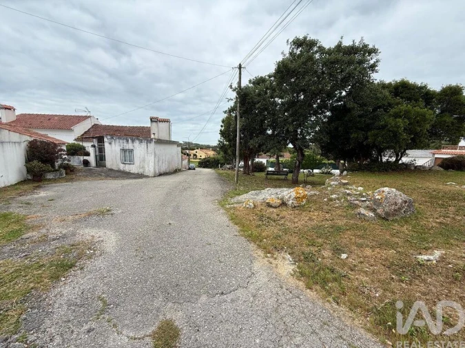 Moradia T2 para Venda em São Bartolomeu dos Galegos e Moledo Foto 31