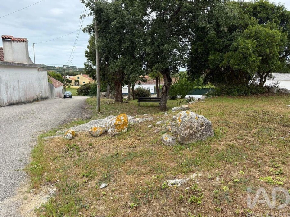 Moradia T2 para Venda em São Bartolomeu dos Galegos e Moledo Foto 7