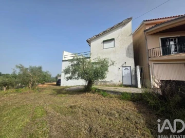 Moradia T2 para Venda em Ázere e Covelo