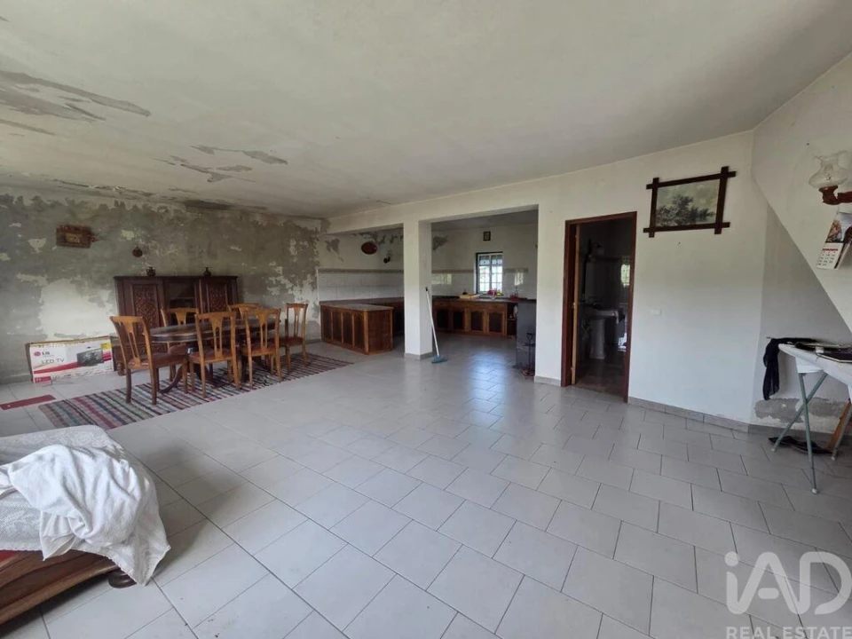 Moradia T2 para Venda em Ázere e Covelo Foto 6