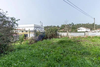 Moradia T2 para Venda em Areias, Sequeirô, Lama e Palmeira