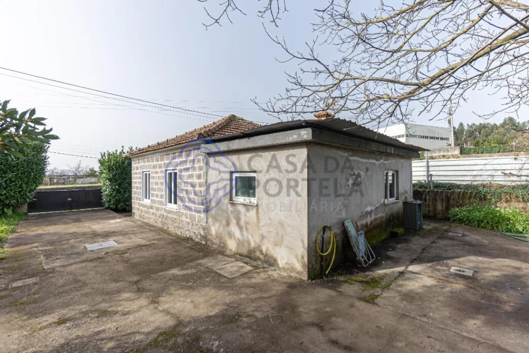 Moradia T2 para Venda em Areias, Sequeirô, Lama e Palmeira Foto 11
