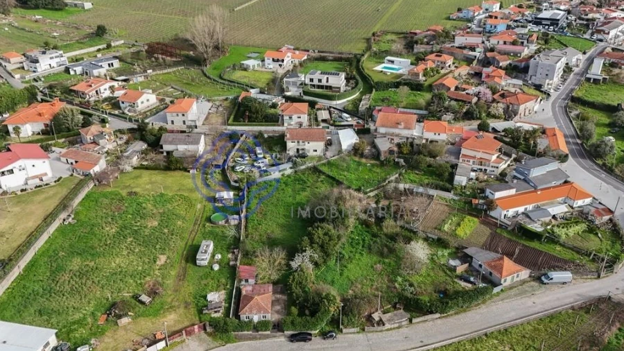 Moradia T2 para Venda em Areias, Sequeirô, Lama e Palmeira