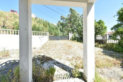 Moradia T7 para Venda em Marrazes e Barosa