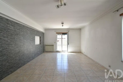Moradia T7 para Venda em Marrazes e Barosa