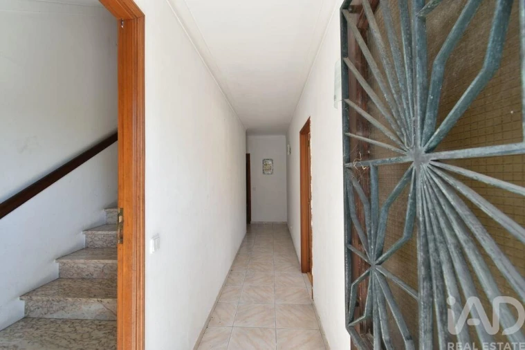 Moradia T7 para Venda em Marrazes e Barosa Foto 3