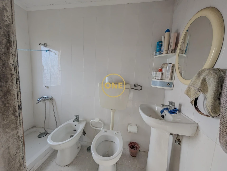 Moradia T3 para Venda em Ramada e Caneças Foto 5