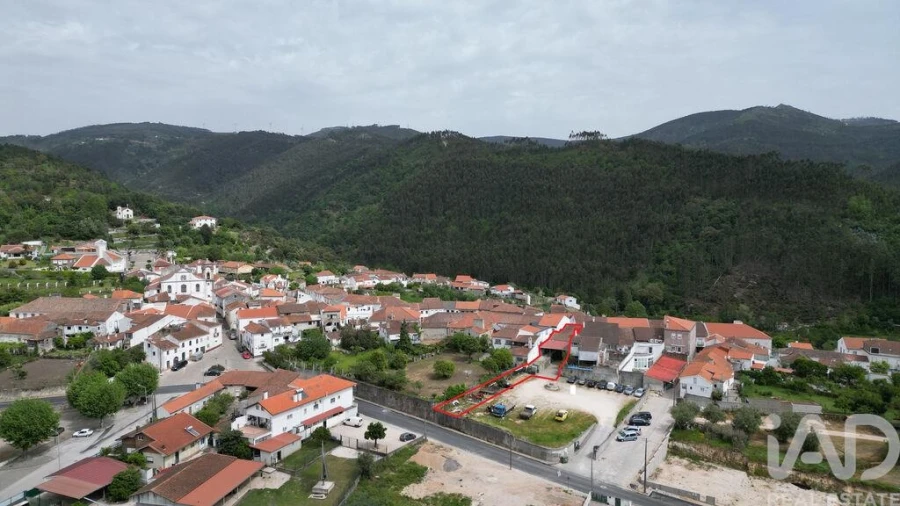 Moradia T4 para Venda em Espinhal Foto 37