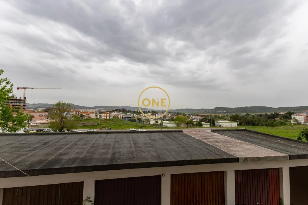 Apartamento T2 para Venda em Loures Foto 18