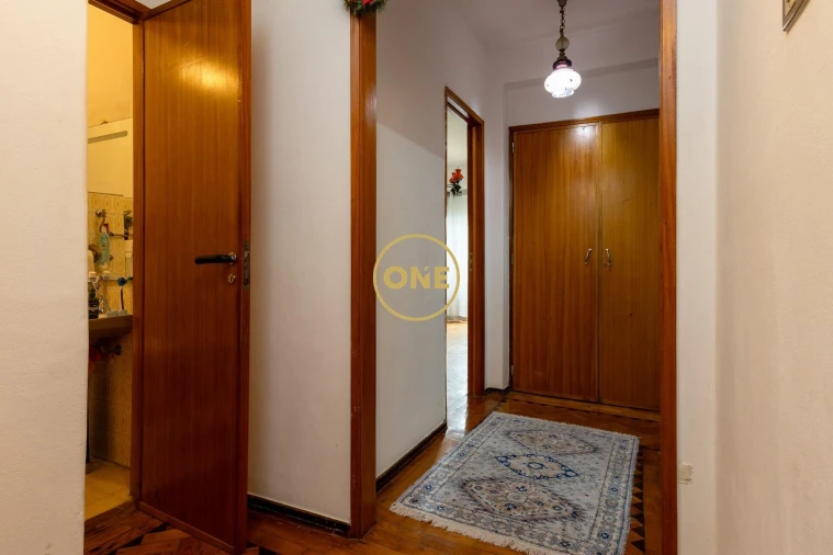 Apartamento T2 para Venda em Loures Foto 10