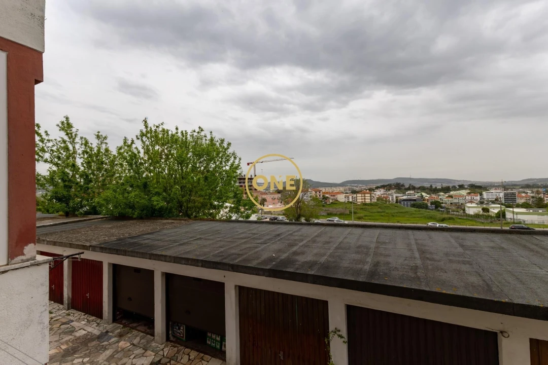 Apartamento T2 para Venda em Loures Foto 20