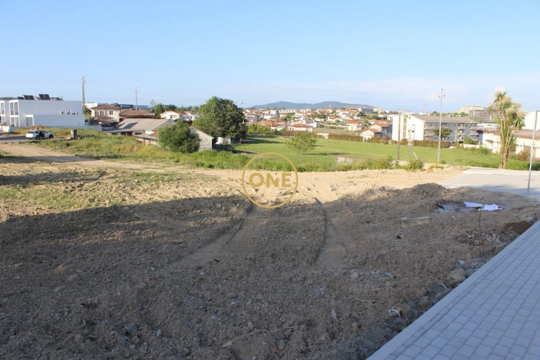 Terreno para Venda em Barcelos, V.Boa, V.Frescainha Foto 12