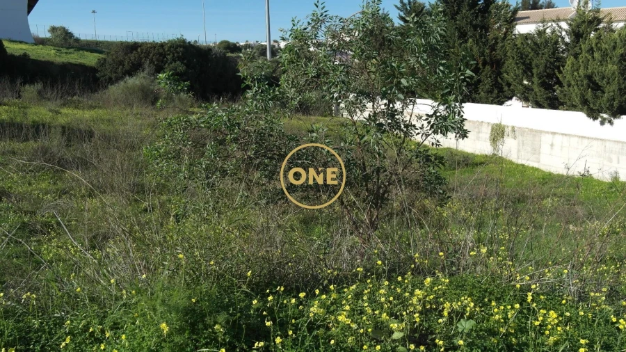 Terreno para Venda em Albufeira e Olhos de Água Foto 3