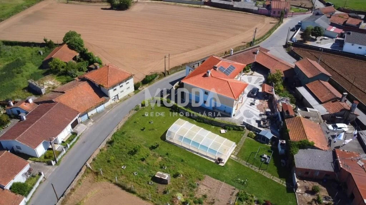 Moradia T4 para Venda em Valega Foto 10
