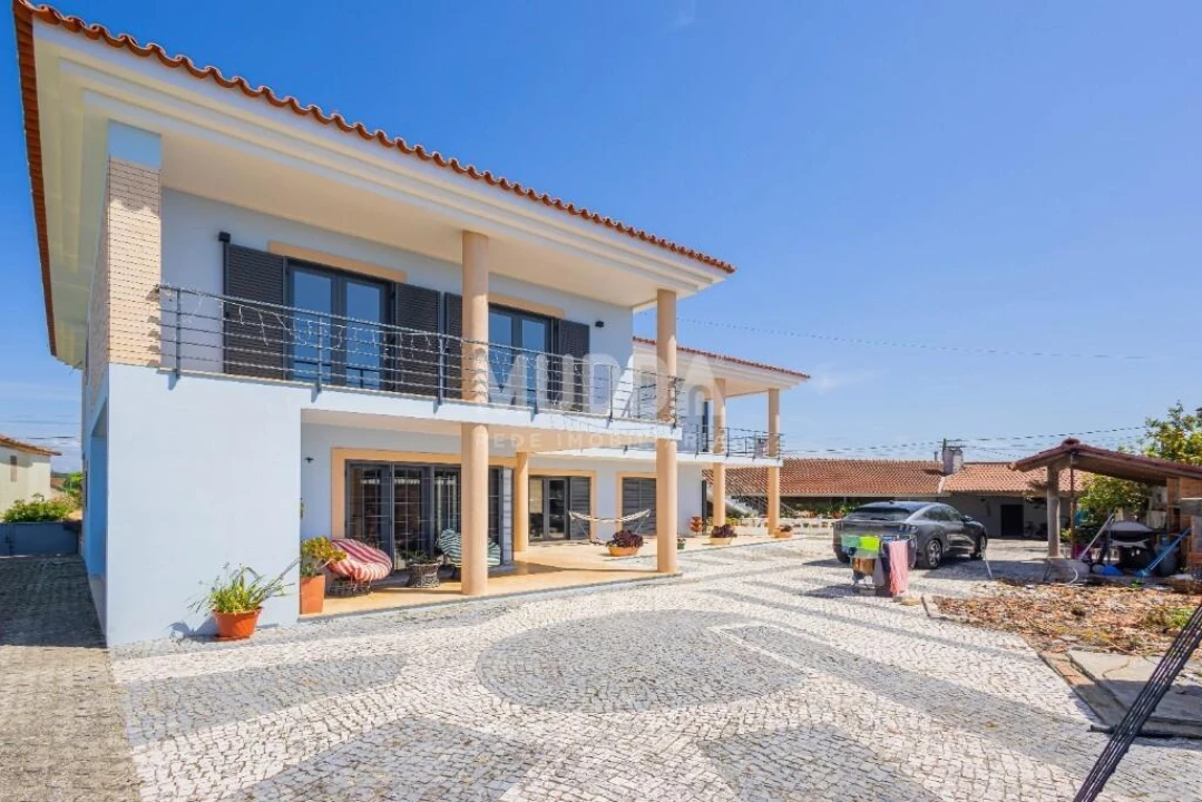 Moradia T4 para Venda em Valega Foto 18