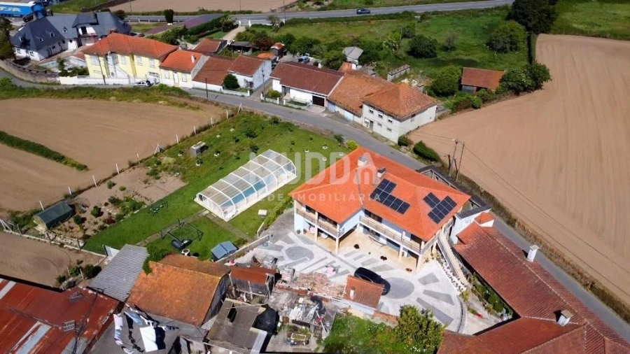 Moradia T4 para Venda em Valega Foto 2