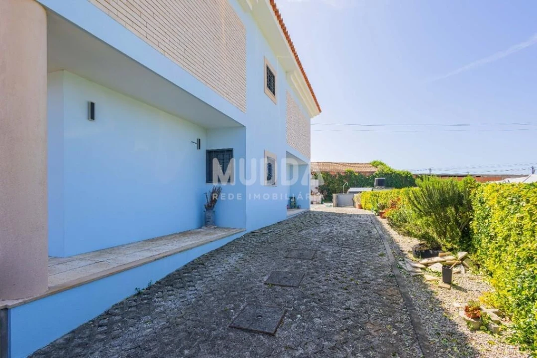 Moradia T4 para Venda em Valega Foto 17
