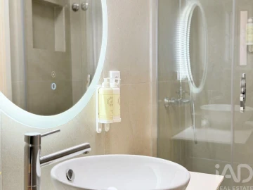 Apartamento T2 para Venda em Santa Maria Maior
