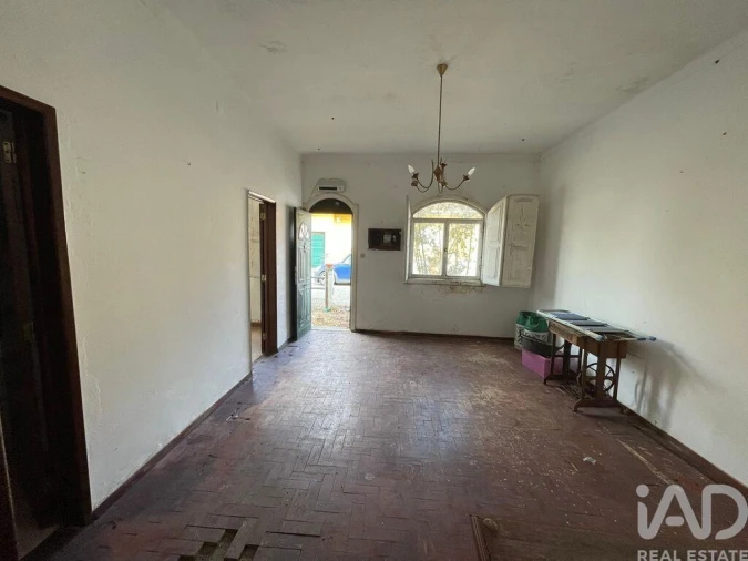 Moradia T3 para Venda em Fazendas de Almeirim Foto 2