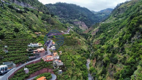Terreno para Venda em Madalena do Mar