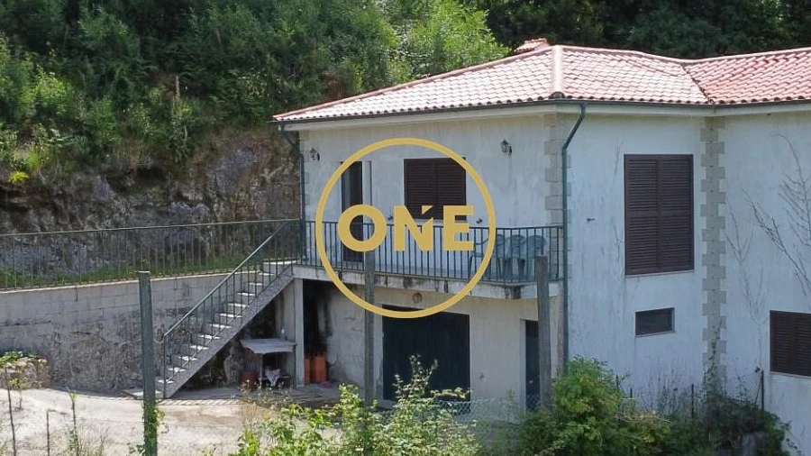 Moradia T2 para Venda em Moimenta