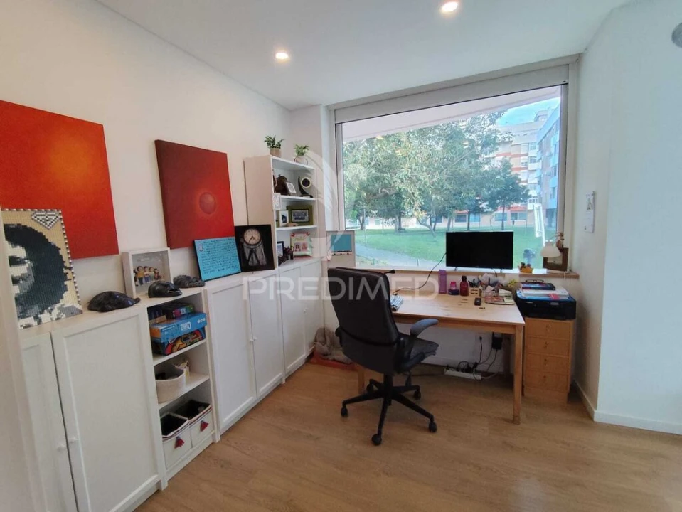 Apartamento T1 para Venda em Barreiro e Lavradio Foto 5