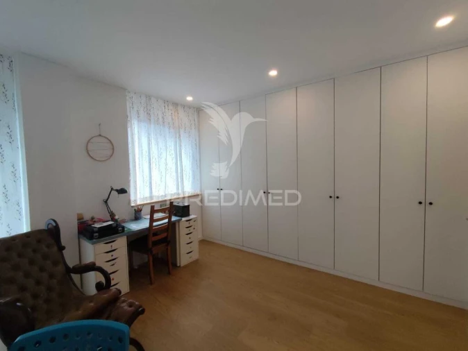 Apartamento T1 para Venda em Barreiro e Lavradio Foto 10