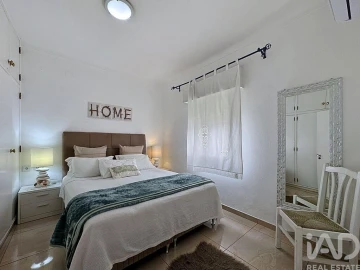 Apartamento T2 para Venda em Albufeira e Olhos de Água