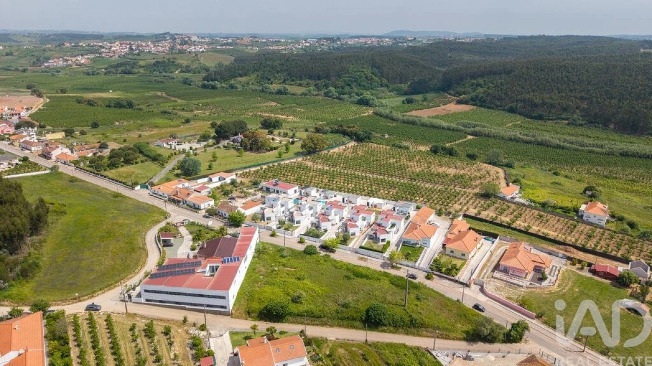 Moradia T3 para Venda em Cadaval e Pêro Moniz Foto 37