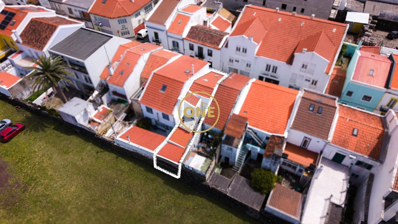 Moradia T2 para Venda em Ponta Delgada (São Sebastião) Foto 26