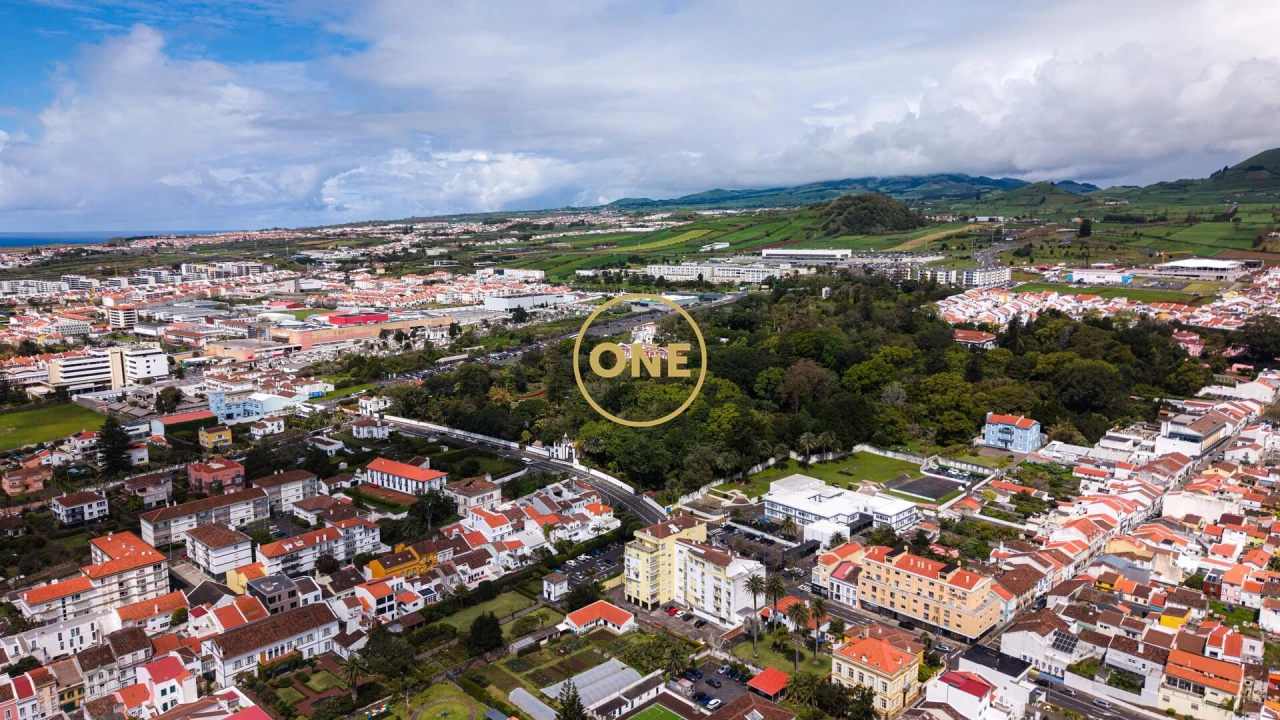 Moradia T2 para Venda em Ponta Delgada (São Sebastião) Foto 24