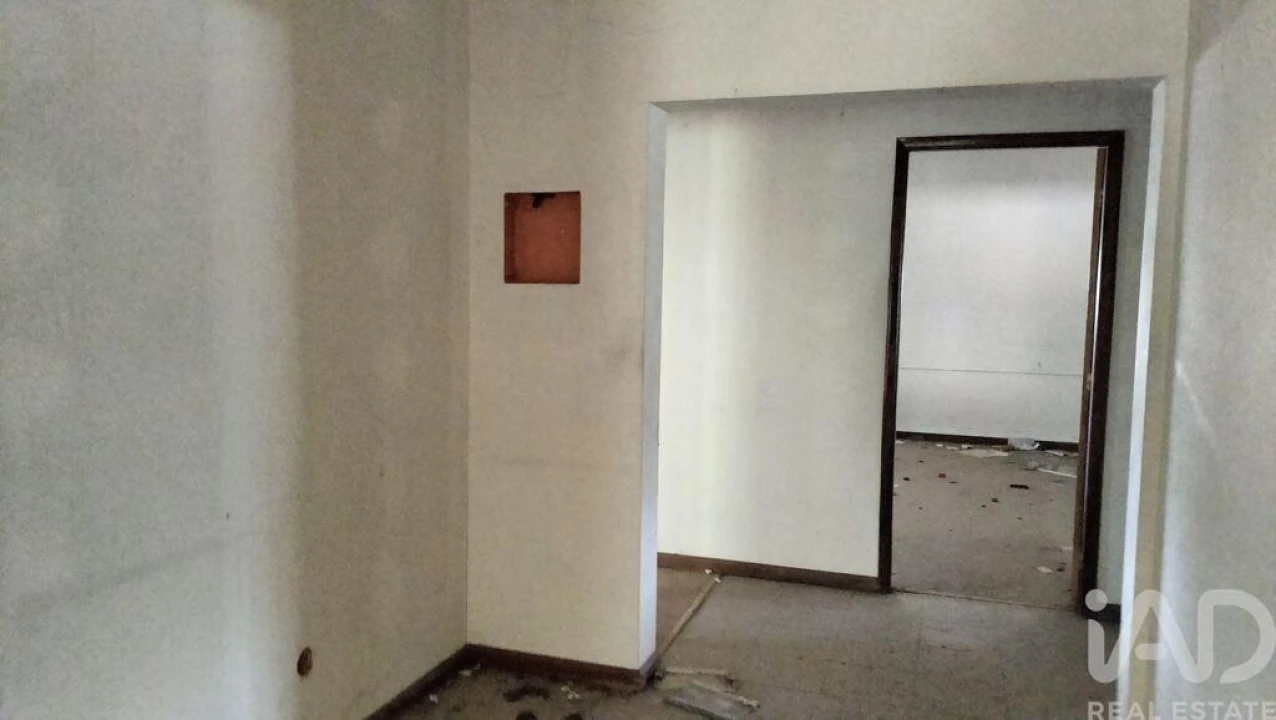 Armazém para Venda em Campo de Besteiros Foto 26