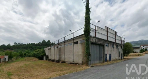 Armazém para Venda em Campo de Besteiros