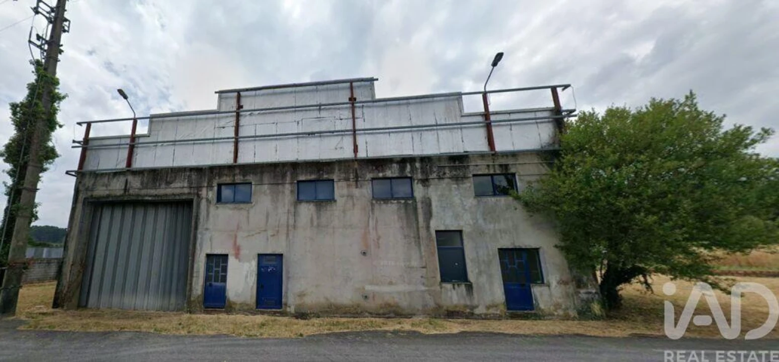 Armazém para Venda em Campo de Besteiros Foto 5
