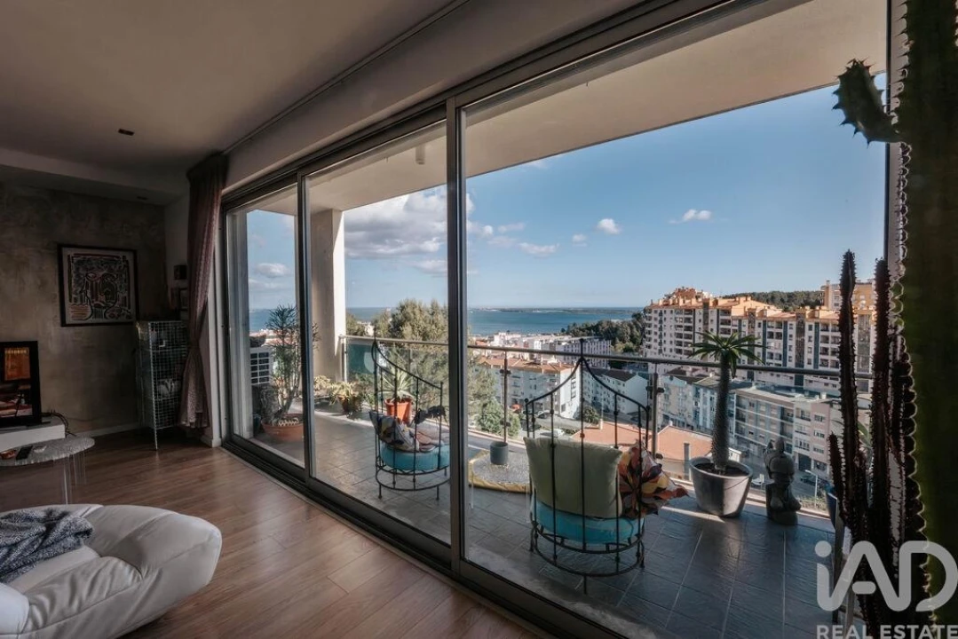 Apartamento T2 para Venda em União das Freguesias de Setúbal Foto 3