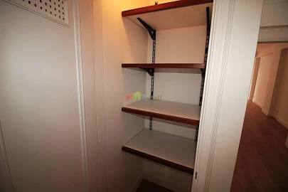 Apartamento T3 para Venda em São Domingos de Benfica