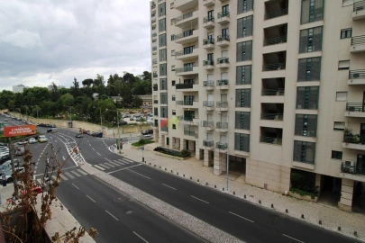 Apartamento T3 para Venda em São Domingos de Benfica