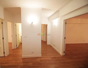 Apartamento T3 para Venda em São Domingos de Benfica
