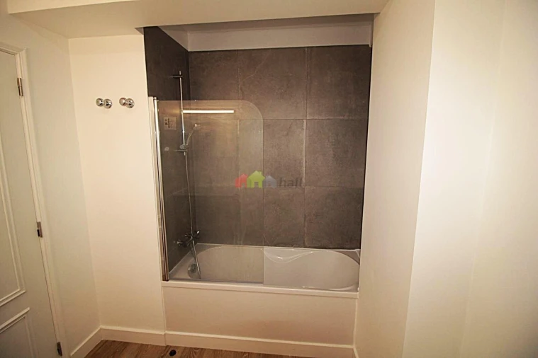 Apartamento T3 para Venda em São Domingos de Benfica Foto 13
