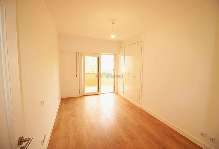 Apartamento T3 para Venda em São Domingos de Benfica Foto 14
