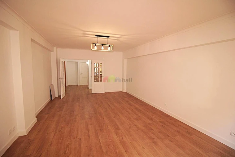 Apartamento T3 para Venda em São Domingos de Benfica Foto 7