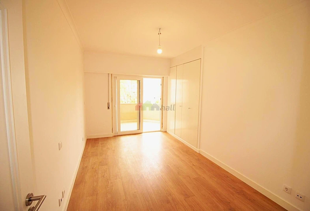 Apartamento T3 para Venda em São Domingos de Benfica Foto 14